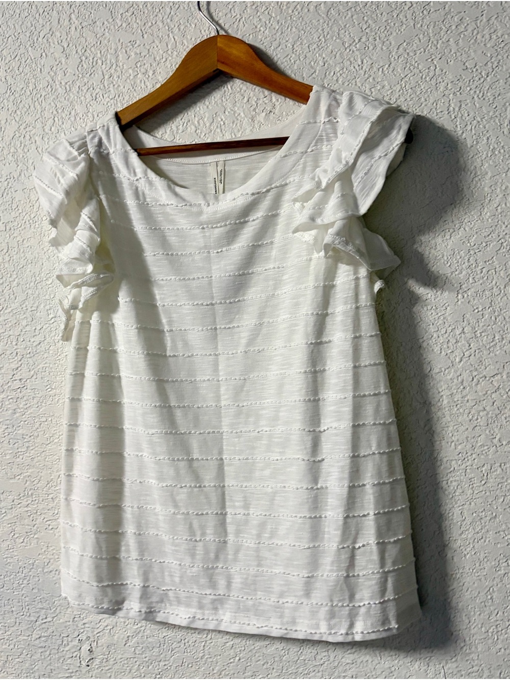 Anthropologie White cottage Ruffle Flutter Sleeve Textured stripe Blouse size L - Picture 3 of 9